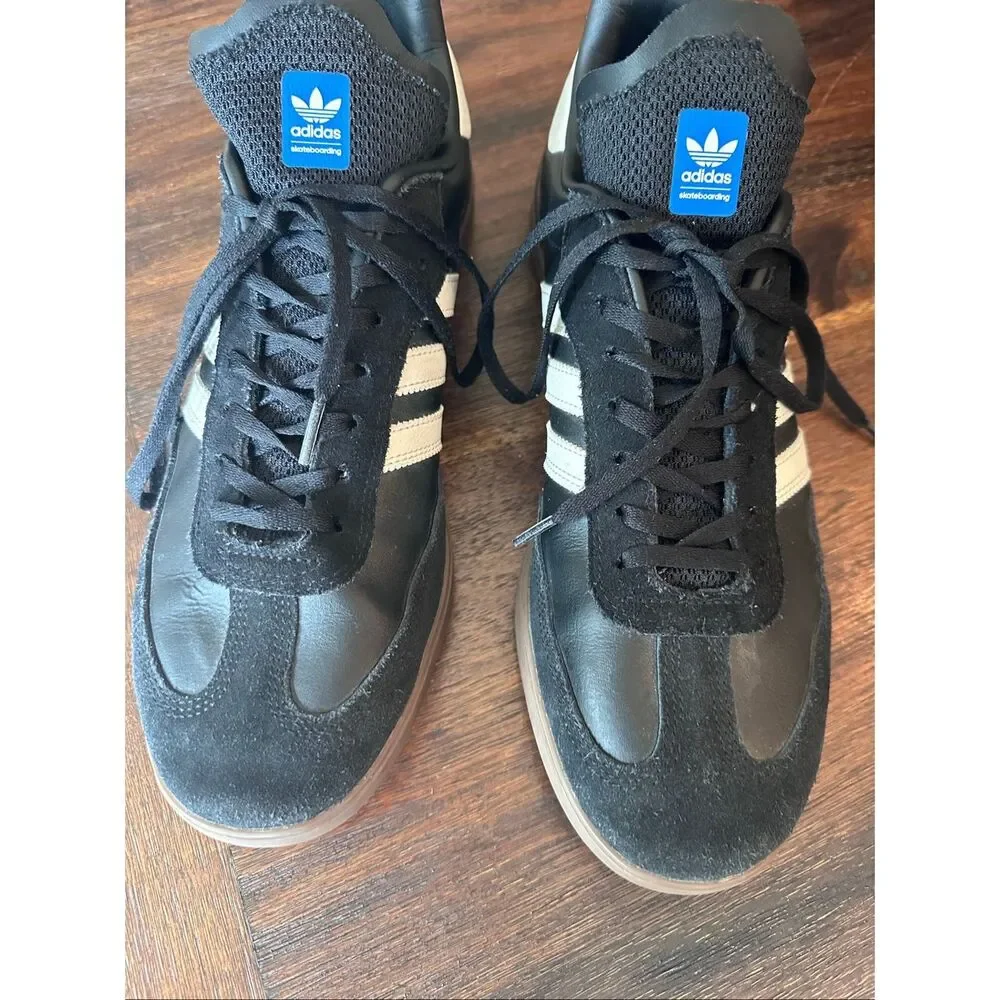 Mens Adidas Samba ADV sneaker